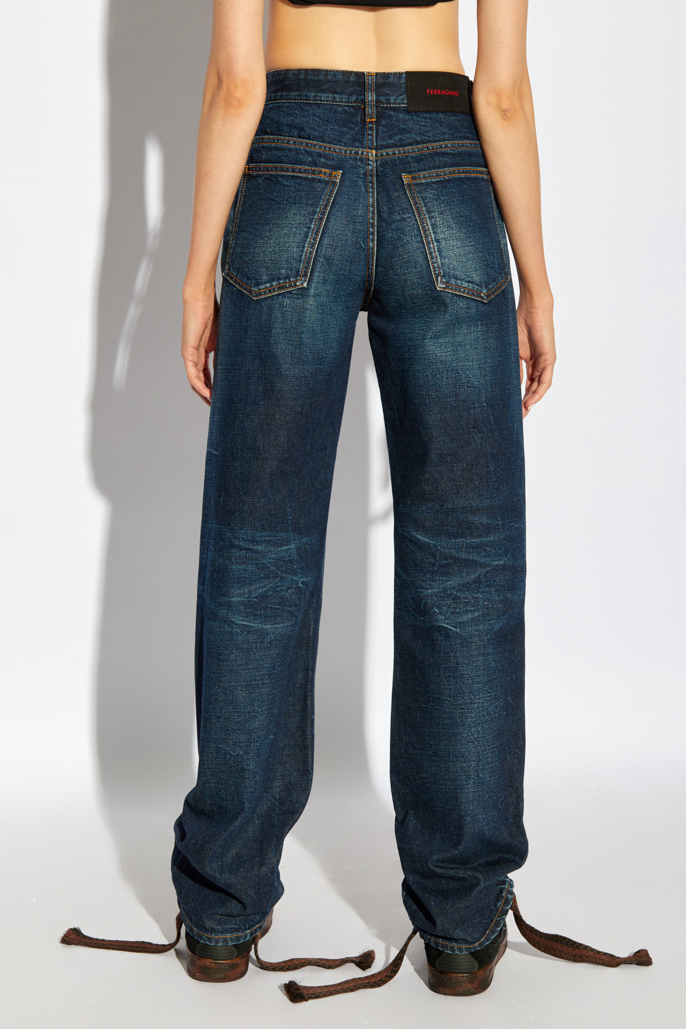 【24SS NEW】FERRAGAMO_woman / ロゴ入り ジーンズ / Navy Blue Navy blue Jeans with logo FERRAGAMO - Vitkac Italy